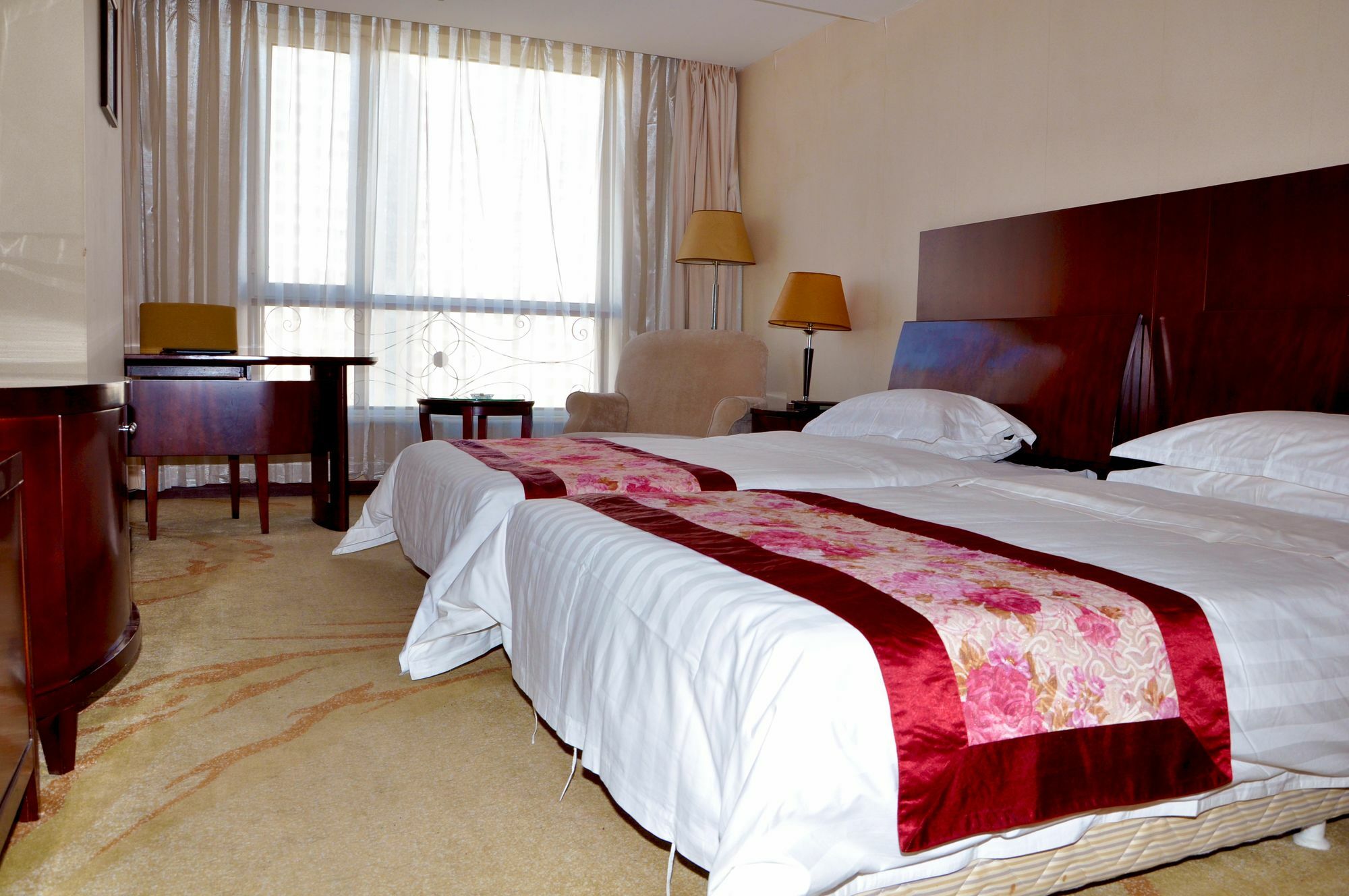 Dalian New Garden Hotel Exterior foto